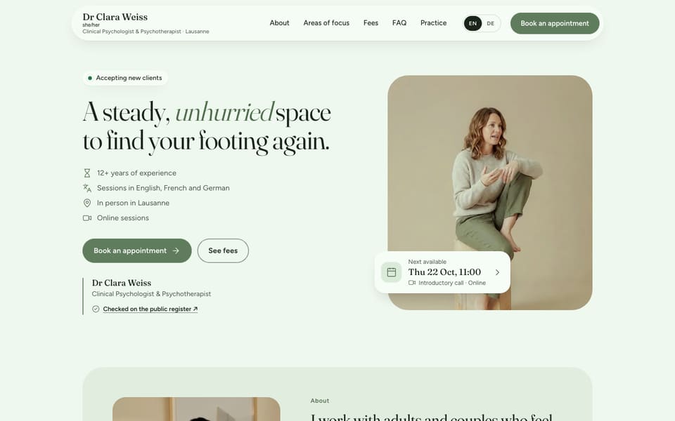 Il design Haven su uno schermo di computer: la pagina iniziale di Clara Weiss, uno studio dimostrativo fittizio